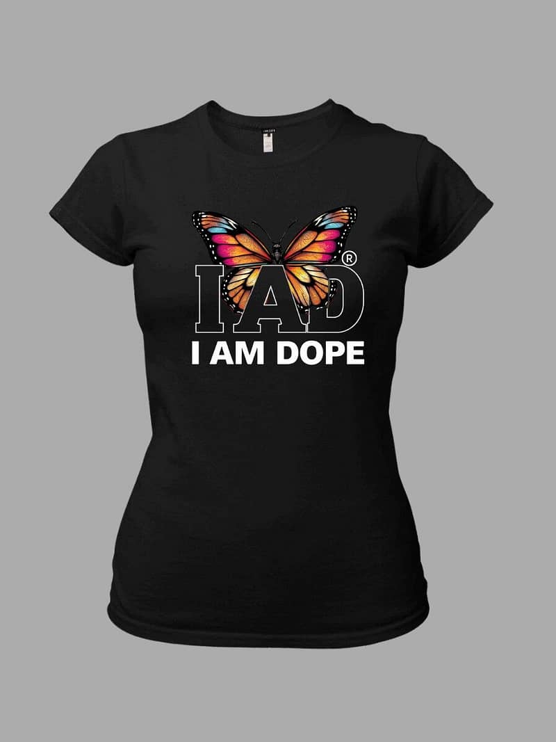 Stylish women's fashion wear/ streetwear outfit showcasing urban fashion.