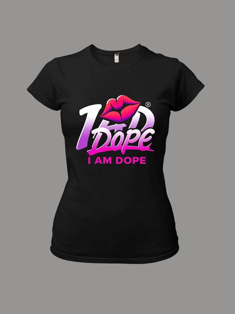 Stylish women's fashion wear/ streetwear outfit showcasing urban fashion.